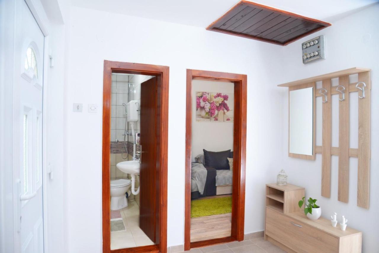 Ferienwohnung Zoja Vrdnik Exterior foto