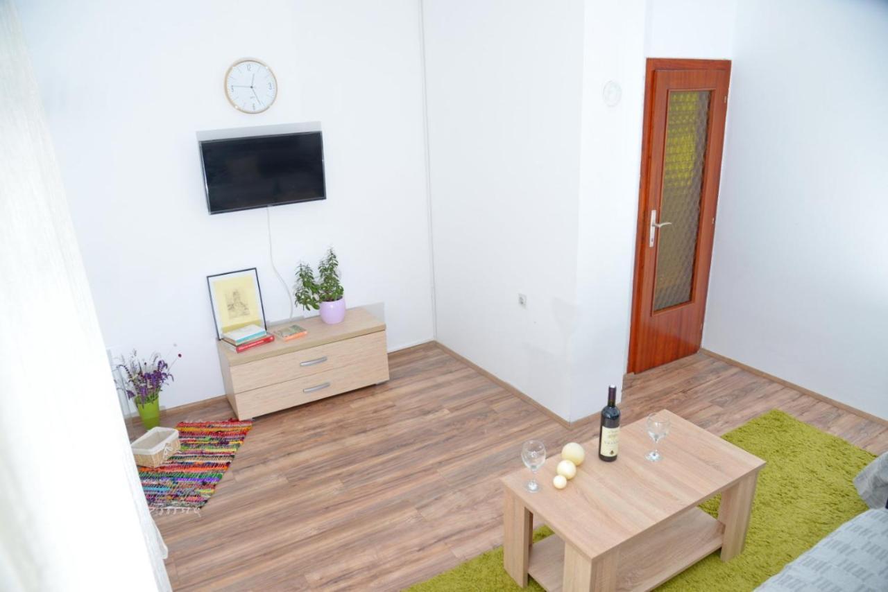 Ferienwohnung Zoja Vrdnik Exterior foto